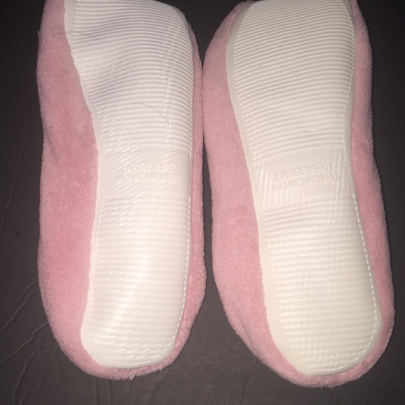 Slippers - Picture 3 of 4